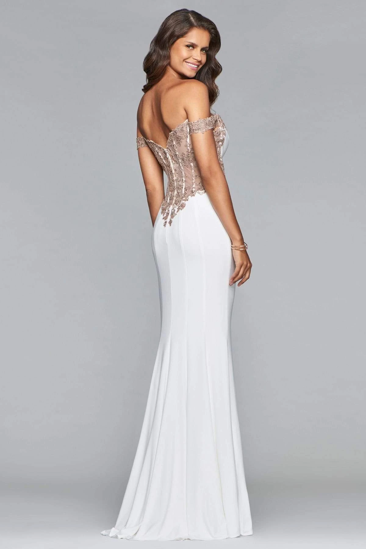 Faviana - S10001 Off-Shoulder Jersey Sheath Gown 2 Faviana - S10001 Off-Shoulder Jersey Sheath Gown - Image 2